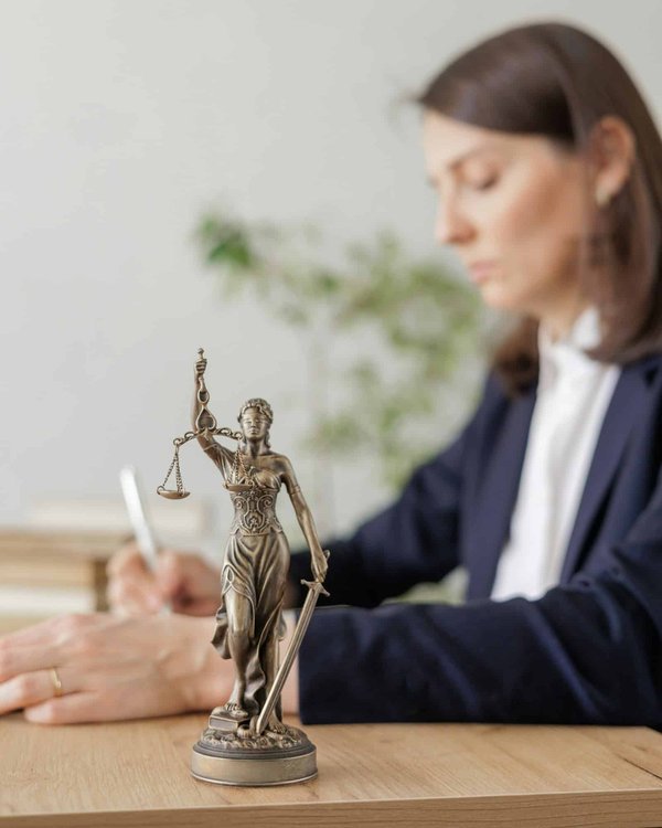 Quelle est la meilleure méthode pour choisir des hauts en dentelle qui ne dévoilent pas trop?